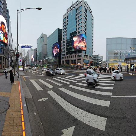 Hongdae Residence-2 1Min From Hongik Uni Station Exit #1 Seoul Exterior photo