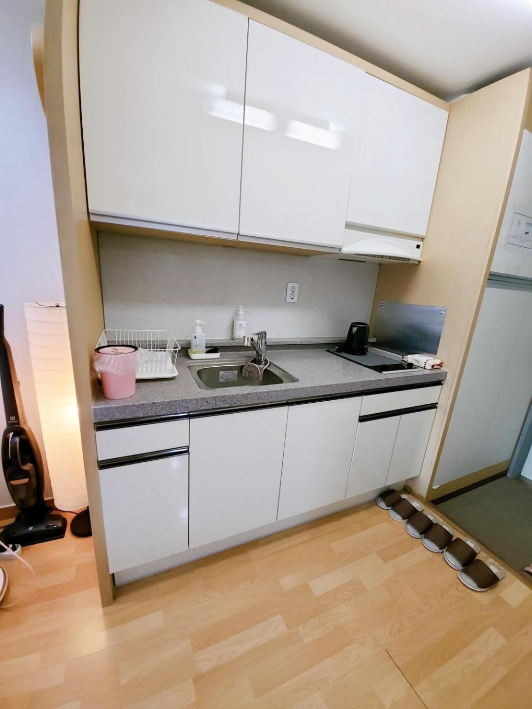 Hongdae Residence-2 1Min From Hongik Uni Station Exit #1 Seoul Exterior photo